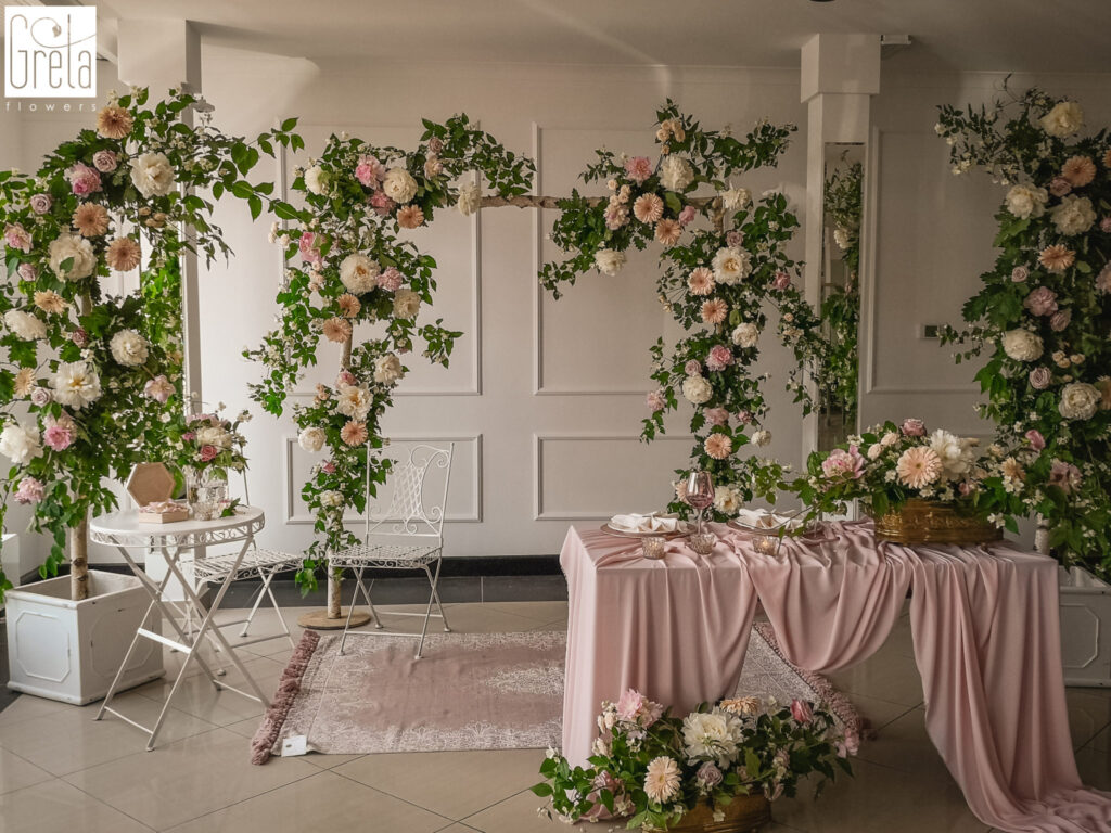 KURS SPECJALISTA ŚLUBNY - PLENER - ONLINE KWIACIARNIA GRETAFLOWERS W BOR&Oacute;WCU